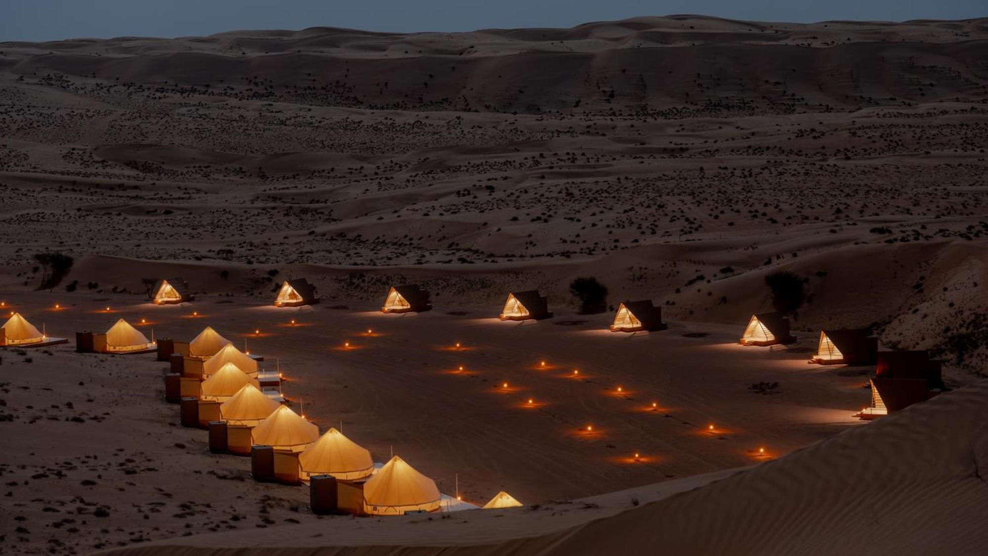ホテル Adventurer Camp Al Wāşil エクステリア 写真