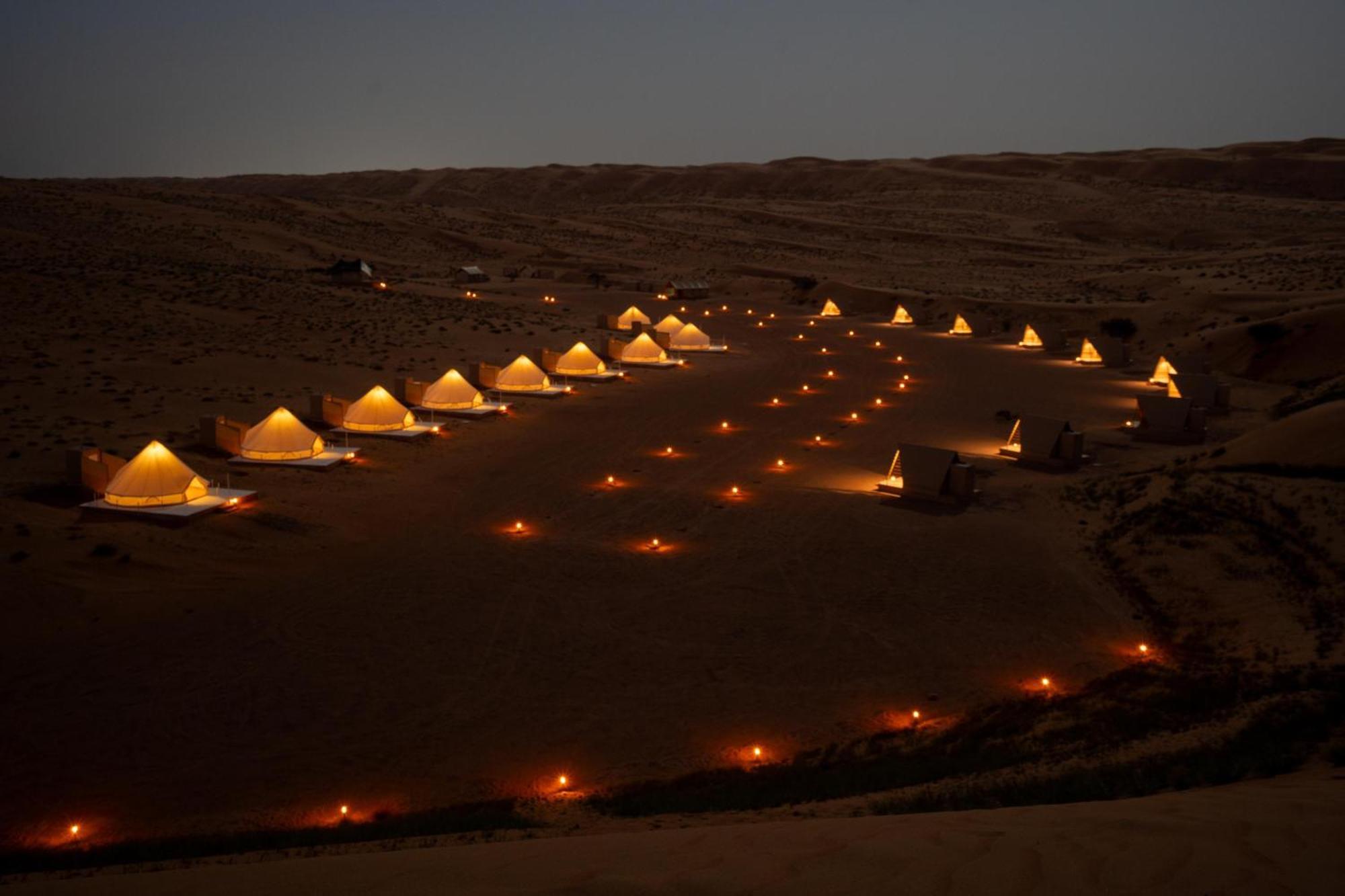 ホテル Adventurer Camp Al Wāşil エクステリア 写真